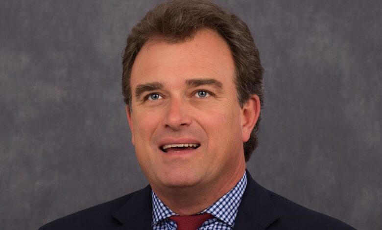 charles hurt net worth